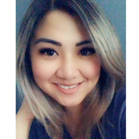 Meet your Posher, Kim - Picture 2 of 2